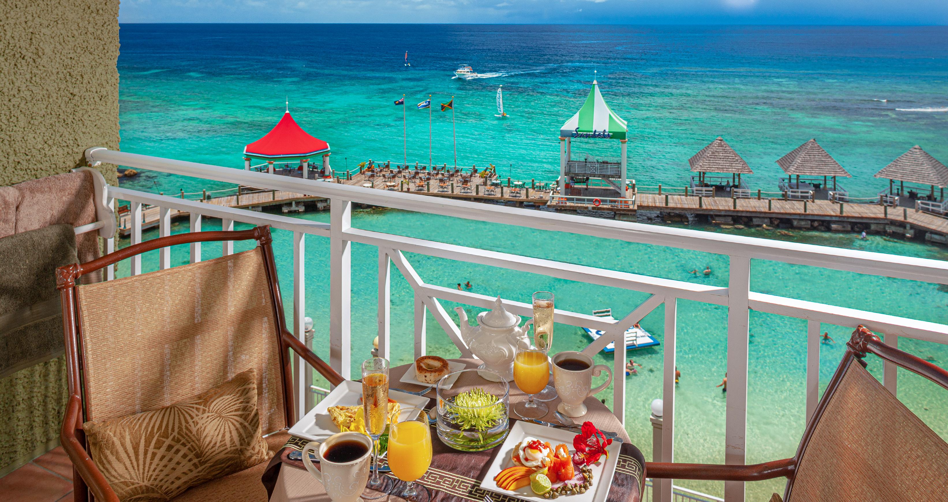אוצ'ו ריוס Sandals Ochi Beach Resort All Inclusive (Adults Only) מראה חיצוני תמונה