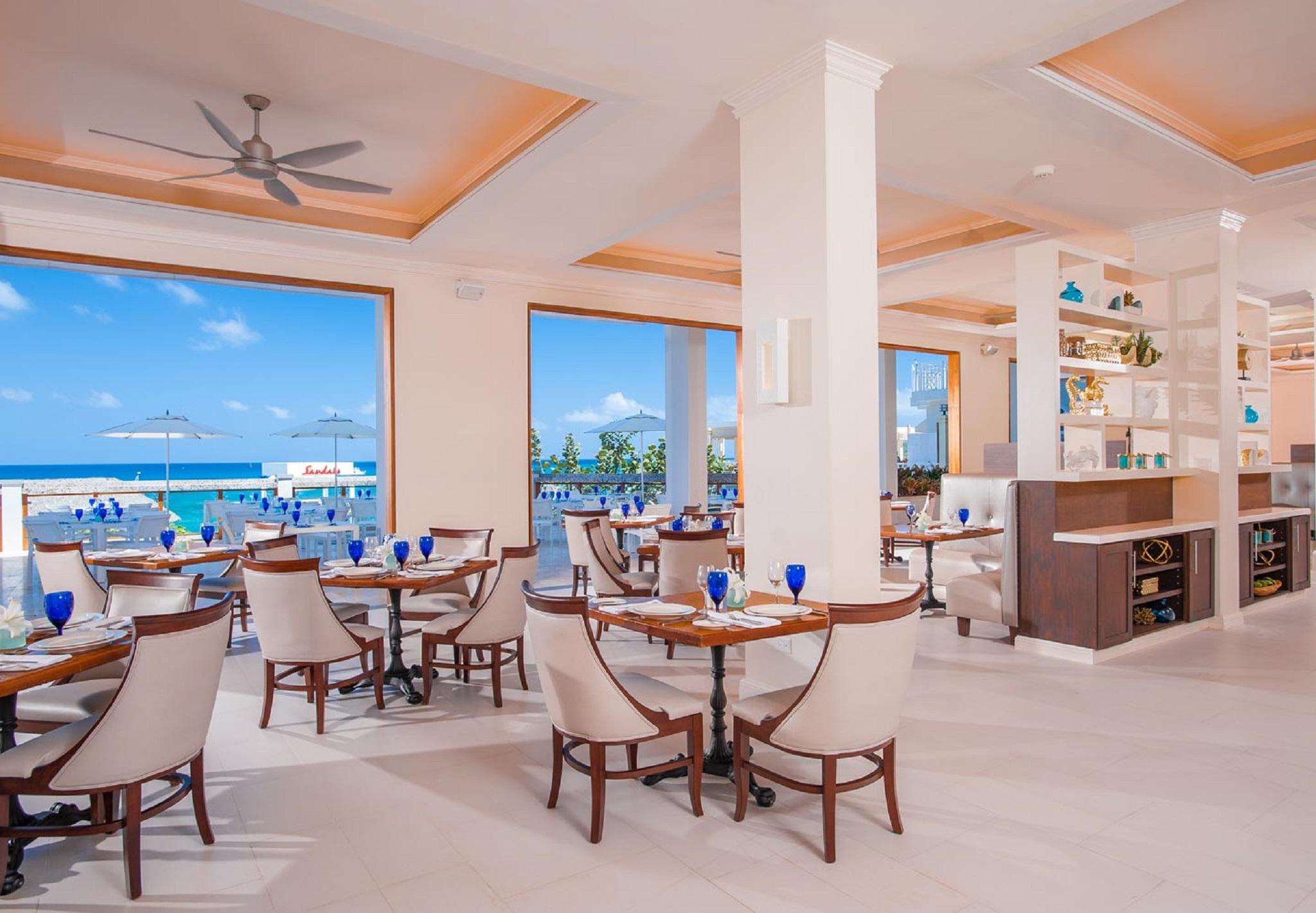 אוצ'ו ריוס Sandals Ochi Beach Resort All Inclusive (Adults Only) מראה חיצוני תמונה